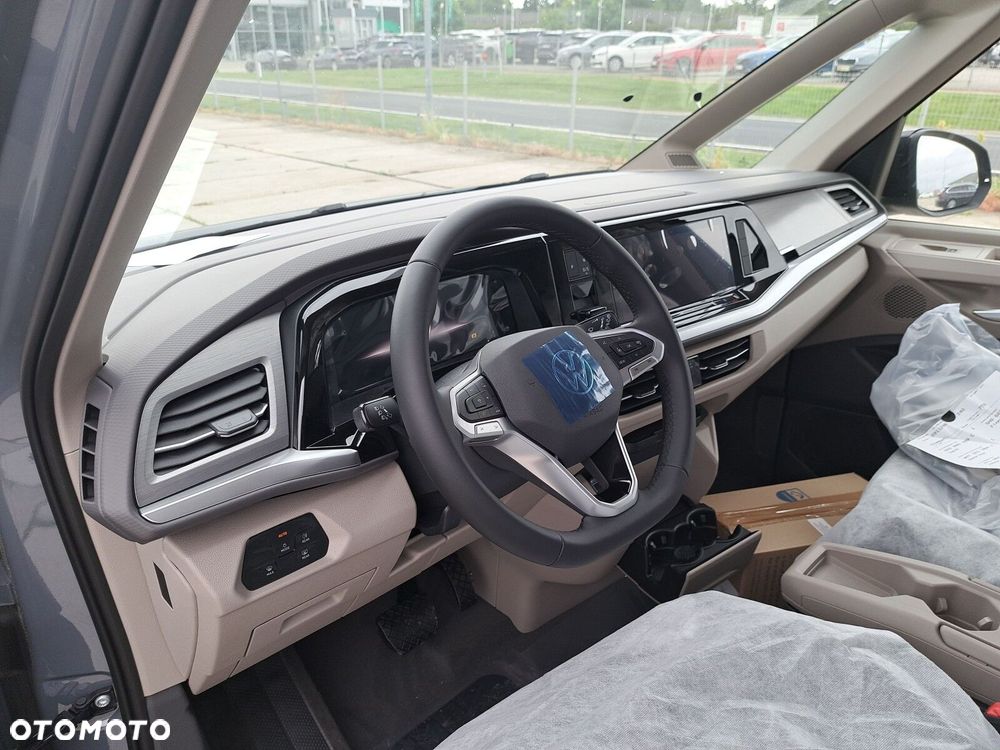 Volkswagen Multivan - 36