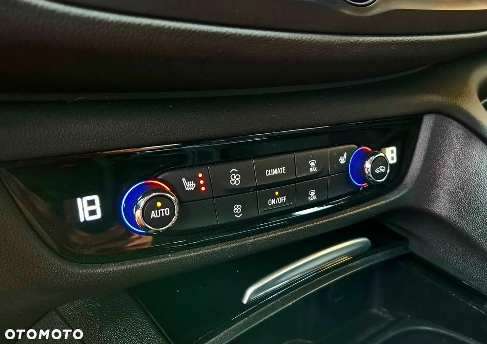 Opel Insignia 2.0 CDTI Business Elegance S&S - 27