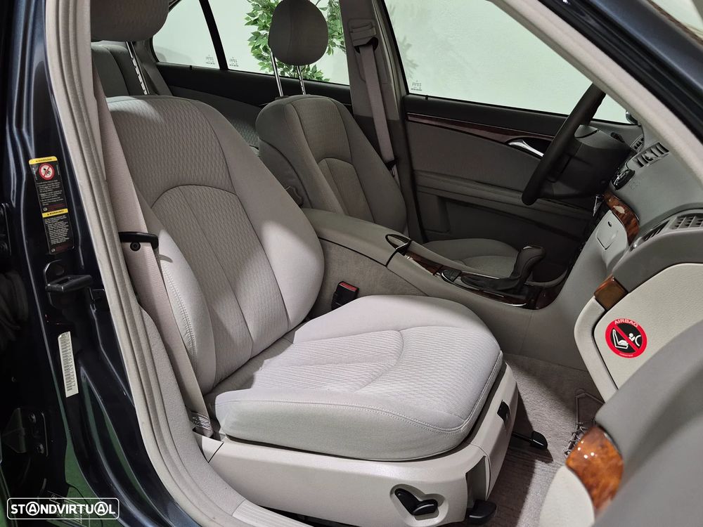 Mercedes-Benz E 220 CDI Auto Elegance - 36