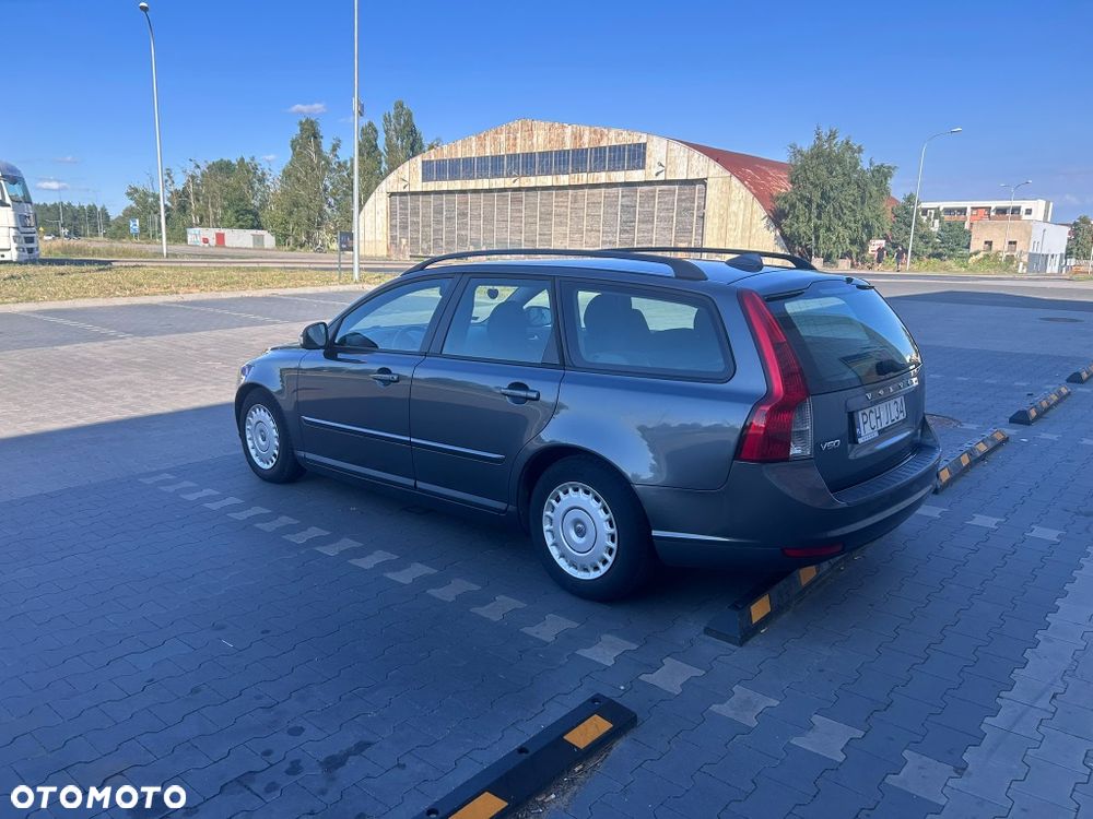 Volvo V50 - 2
