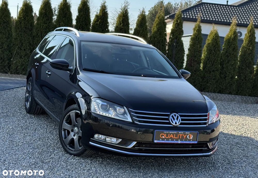 Volkswagen Passat - 1