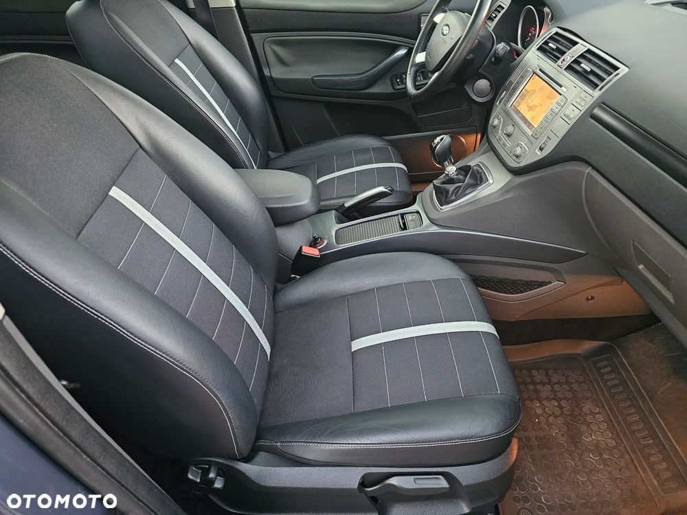 Ford Kuga 2.0 TDCi Titanium S - 7