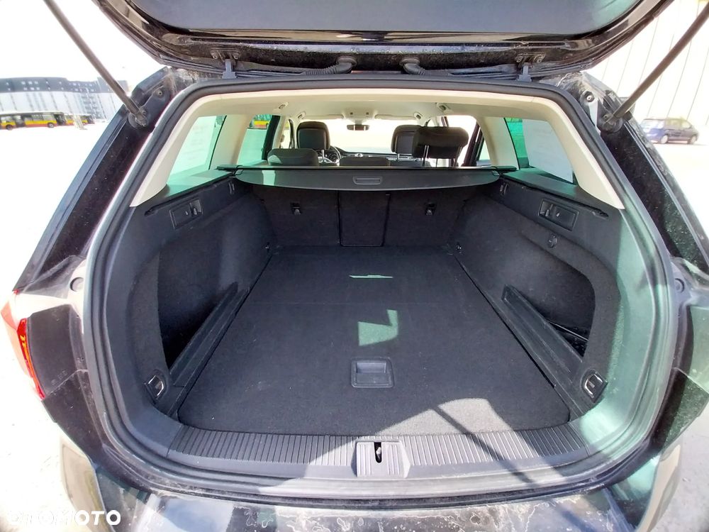 Volkswagen Passat 1.4 TSI BMT ACT Comfortline DSG - 8