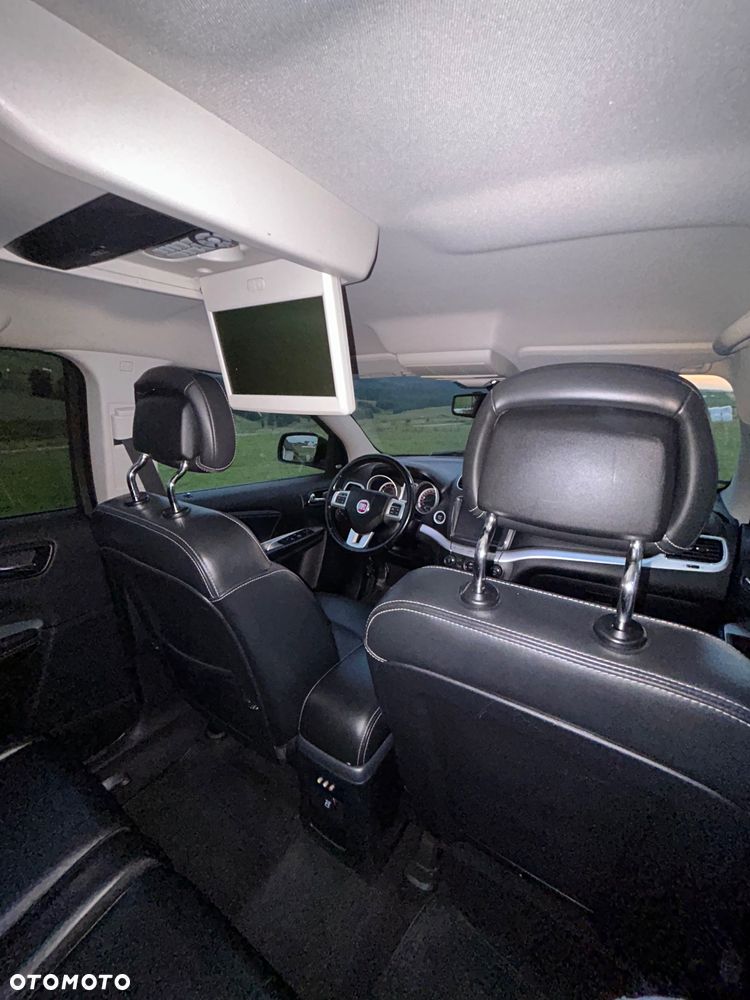 Fiat Freemont 2.0 Multijet Black Code AWD - 4