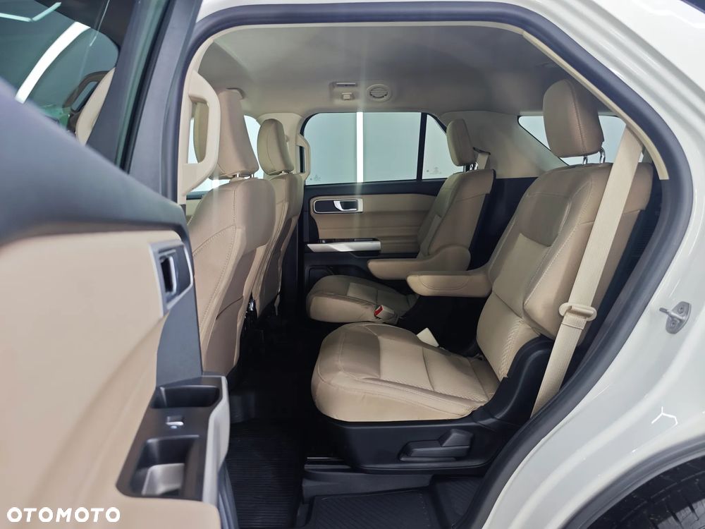 Ford Explorer EcoBoost Plug-in Hybrid PLATINUM - 31