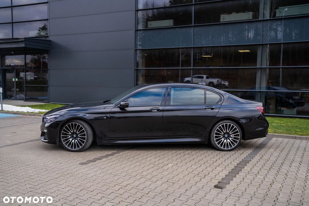 BMW Seria 7 740Li - 3