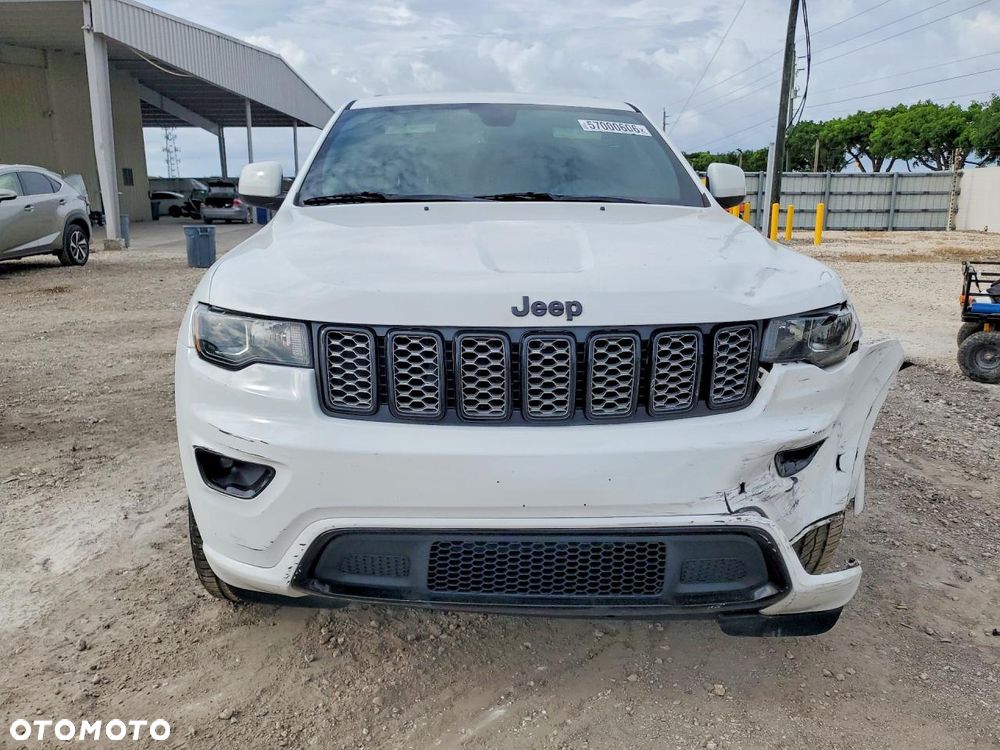Jeep Grand Cherokee - 6