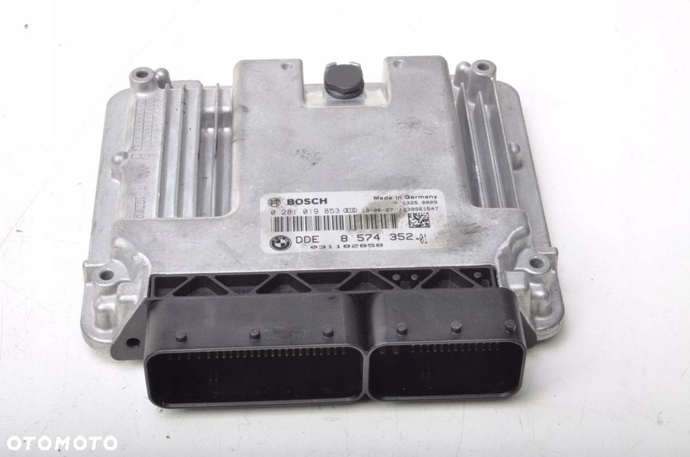 BMW E84 2.0 D KOMPUTER STEROWNIK SILNIKA 8574352 - 1
