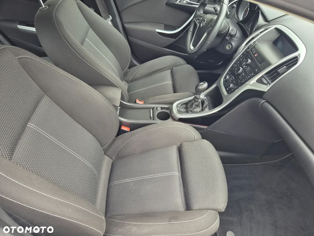 Opel Astra - 34