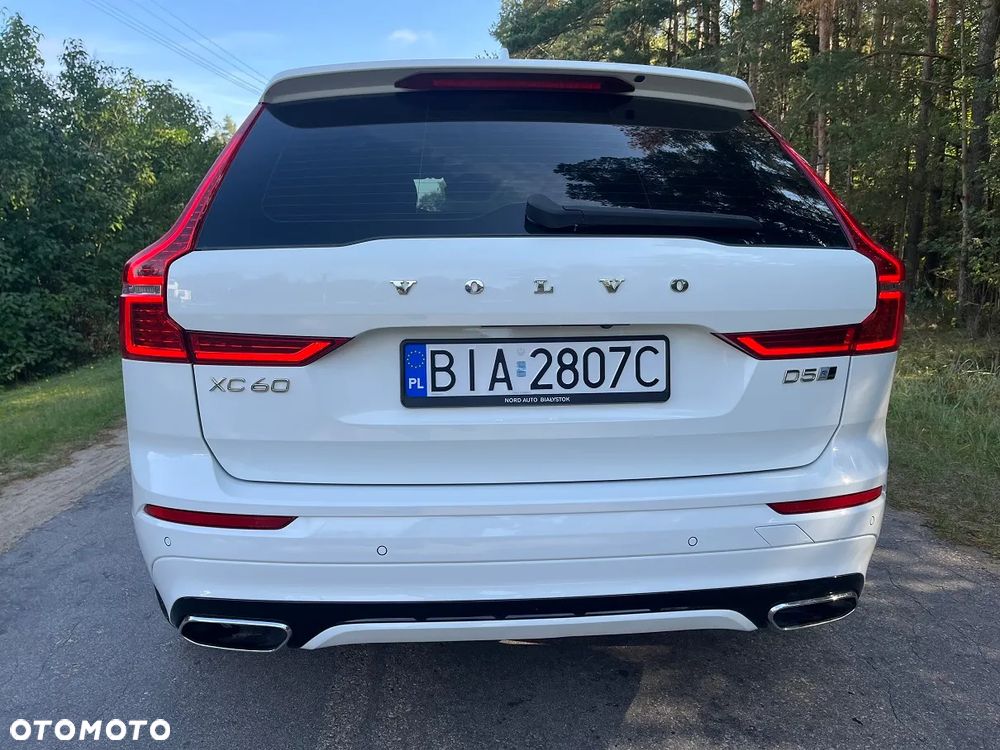 Volvo XC 60 D5 AWD R-Design - 6
