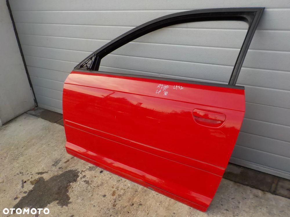 AUDI A3 8P DRZWI LEWE 3D KOLOR LY3J - 3