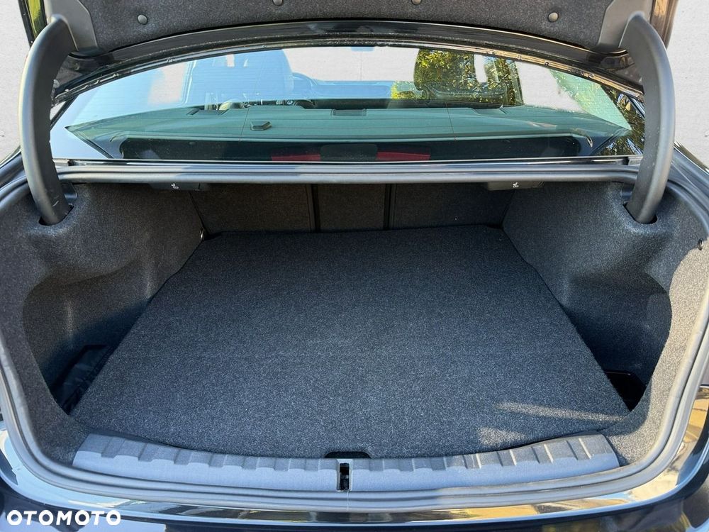 BMW Seria 3 - 25