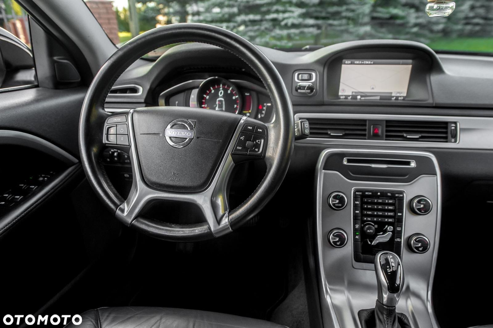 Volvo V70 T6 AWD Geartronic Momentum - 22