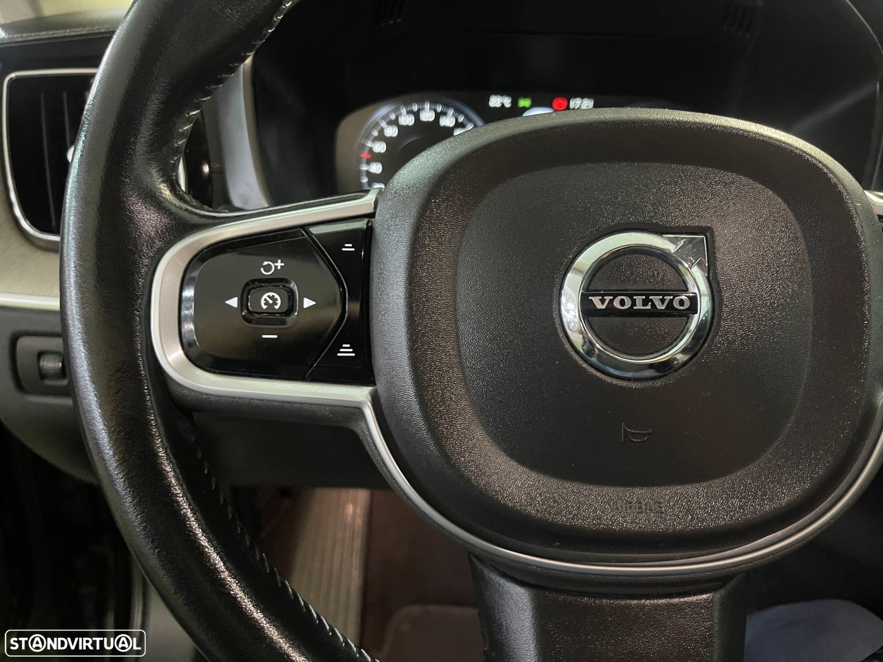 Volvo XC 60 2.0 D4 Inscription Geartronic - 17