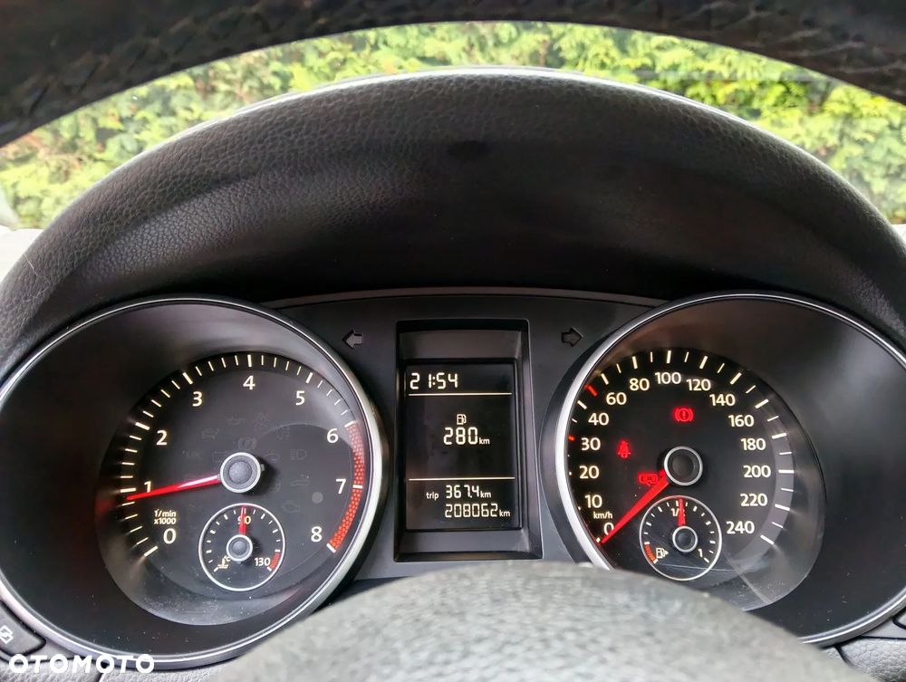 Volkswagen Golf 1.6 Comfortline - 21