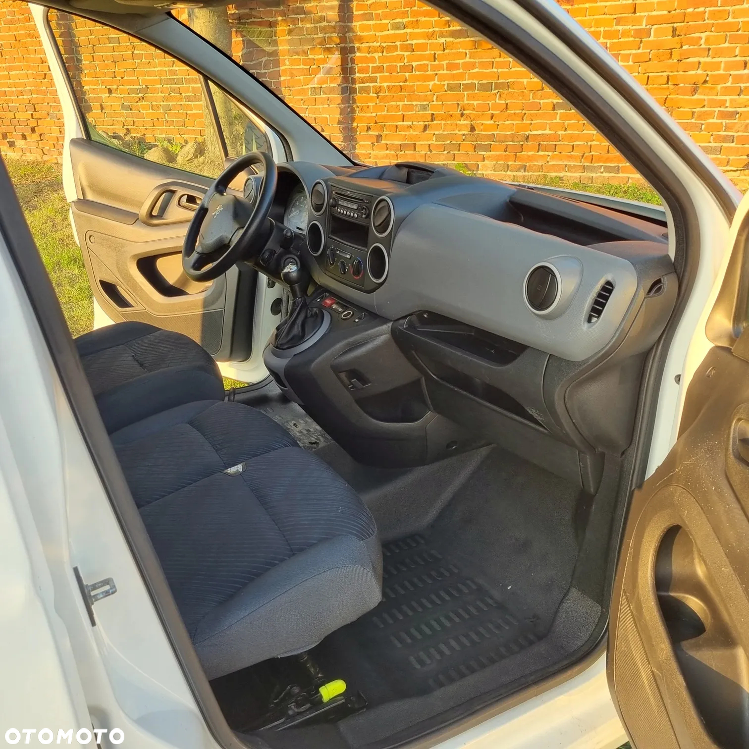 Peugeot PARTNER - 5