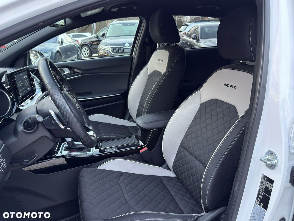 Kia ProCeed 1.4 T-GDI GT Line DCT - 13