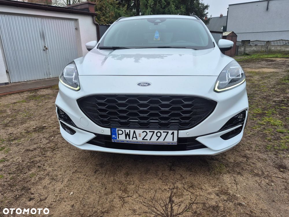 Ford Kuga 1.5 EcoBoost ST-LINE - 11