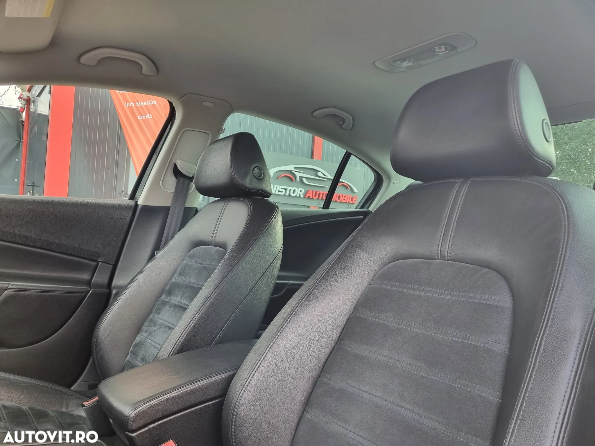 Volkswagen Passat - 17