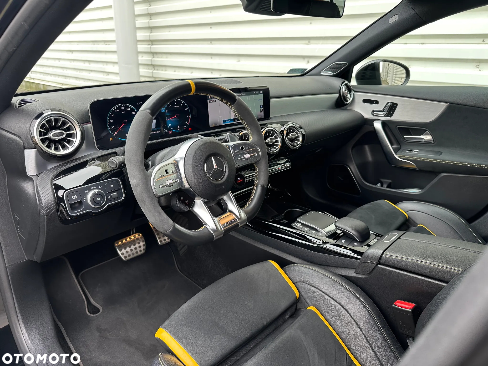 Mercedes-Benz Klasa A 45 S AMG 4-Matic 8G-DCT - 6
