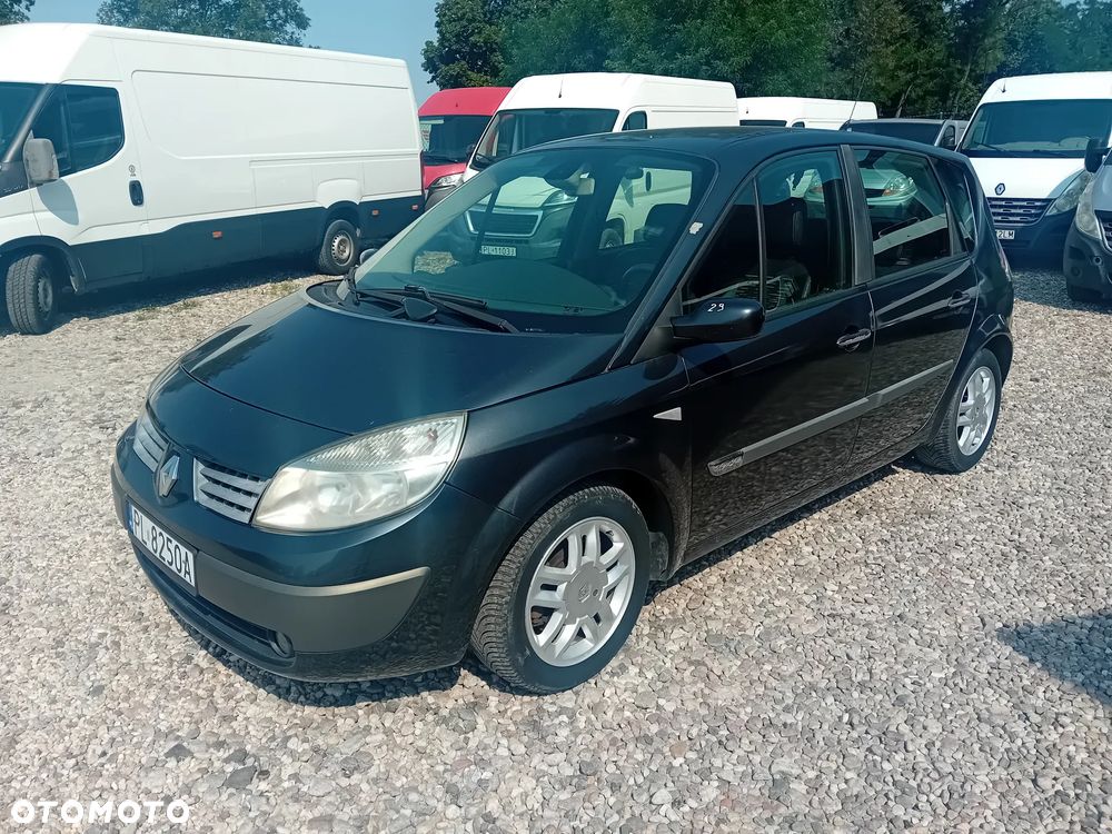 Renault Scenic - 1