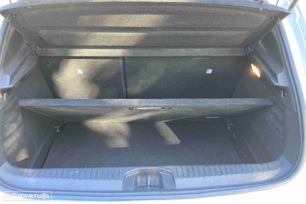 Mitsubishi Colt 1.0 MPI-T Invite - 23