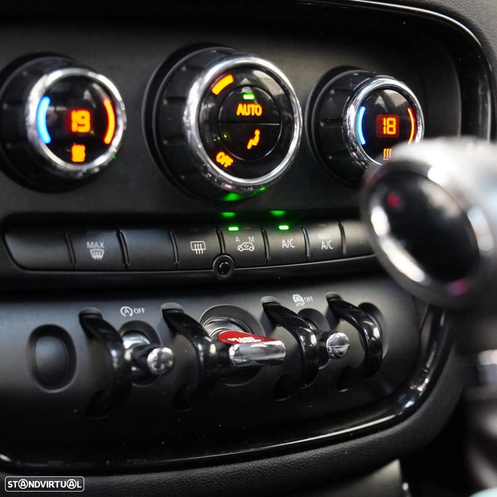 MINI Clubman Cooper D Auto - 25