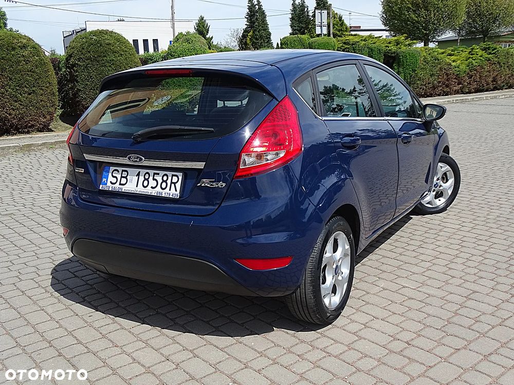 Ford Fiesta 1.4 TDCi Ghia - 23