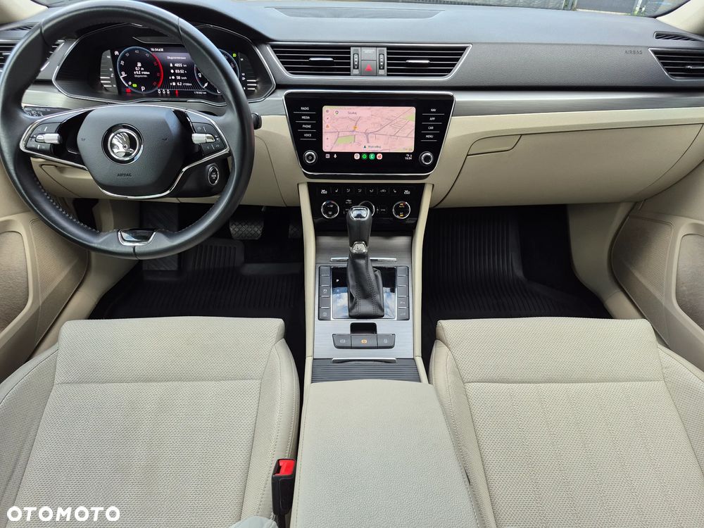 Skoda Superb 2.0 TDI SCR Style DSG - 8