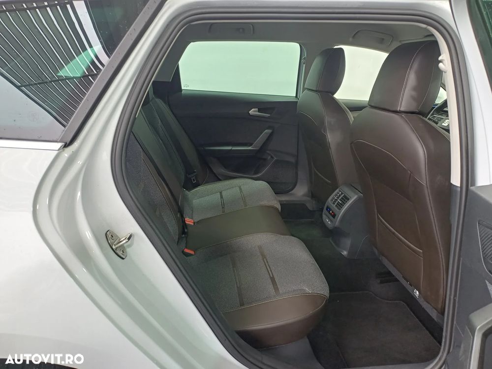 Seat Leon 2.0 TDI DPF DSG Xcellence - 33