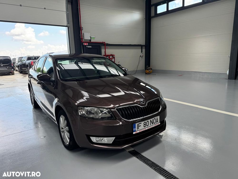 Skoda Octavia 2.0 TDI Style - 1
