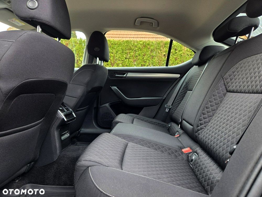 Skoda Superb 1.5 TSI Style DSG - 12