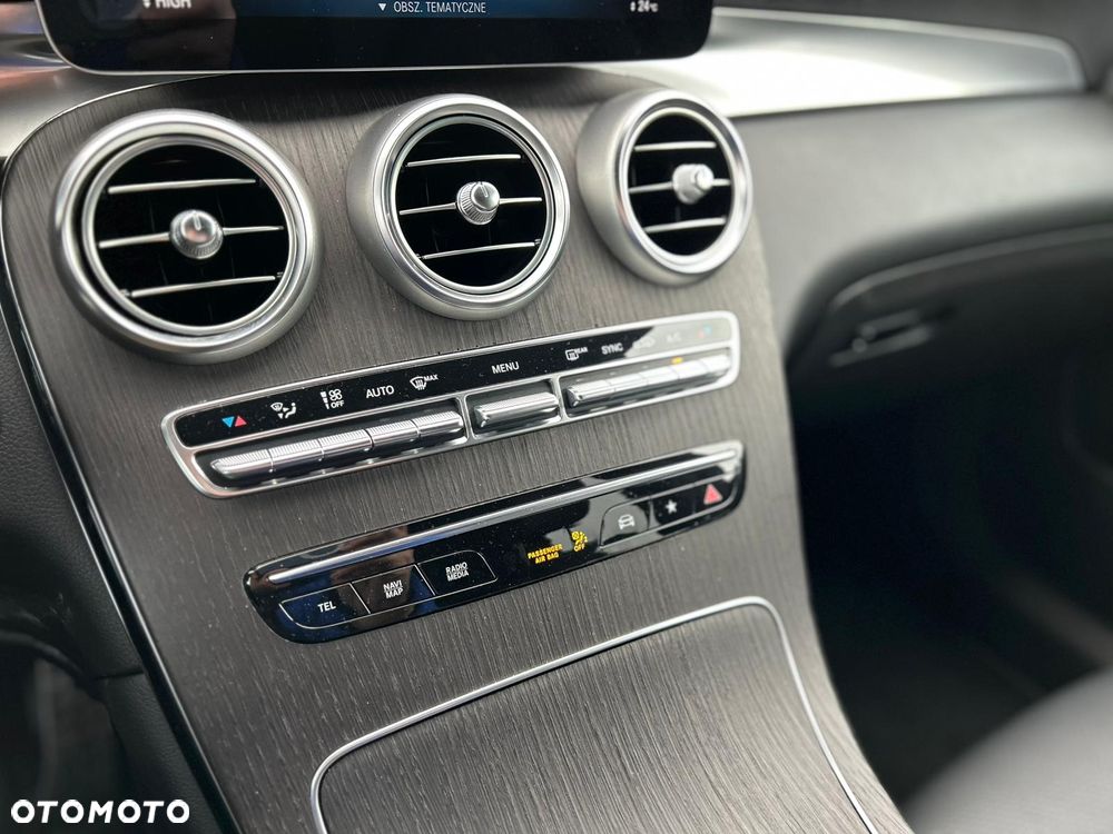 Mercedes-Benz GLC - 16