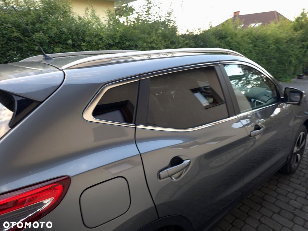 Nissan Qashqai 1.6 DIG-T N-Vision - 29