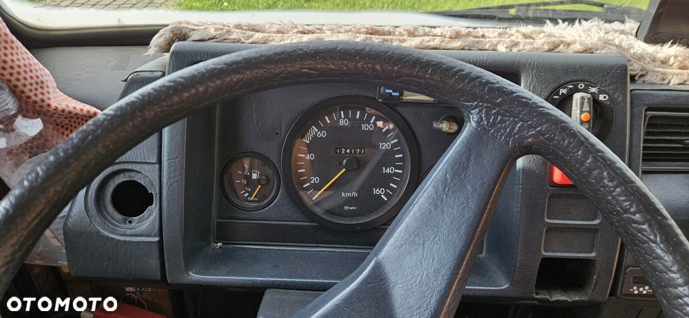 Mercedes-Benz MB100 - 15