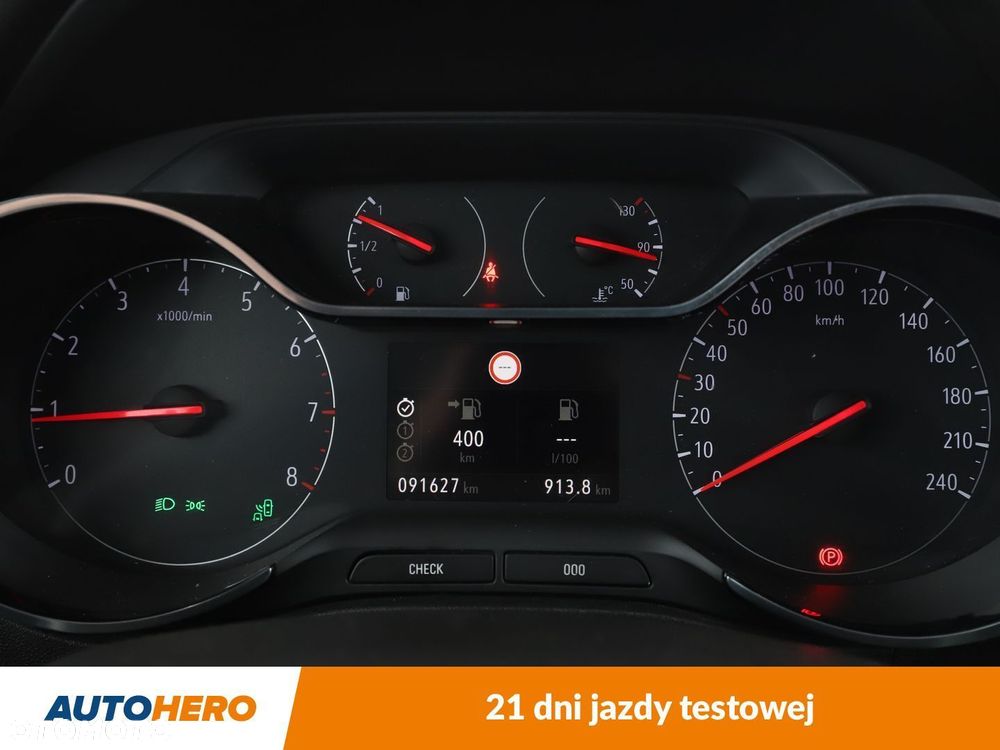 Opel Crossland X 1.2 T Design Line S&S - 19