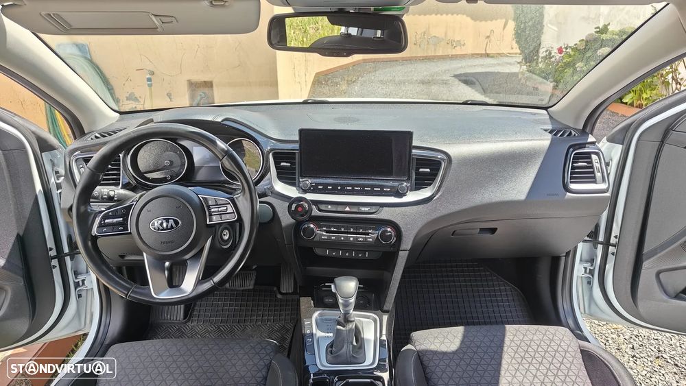 Kia Ceed SW 1.6 CRDi DCT Vision - 5
