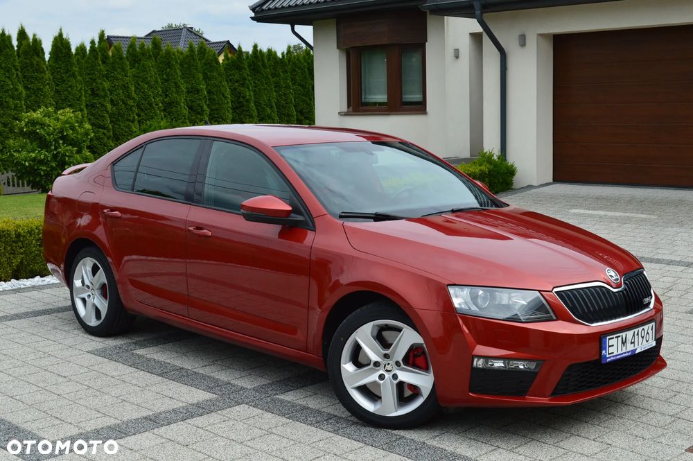 Skoda Octavia 2.0 TDI RS DSG - 2