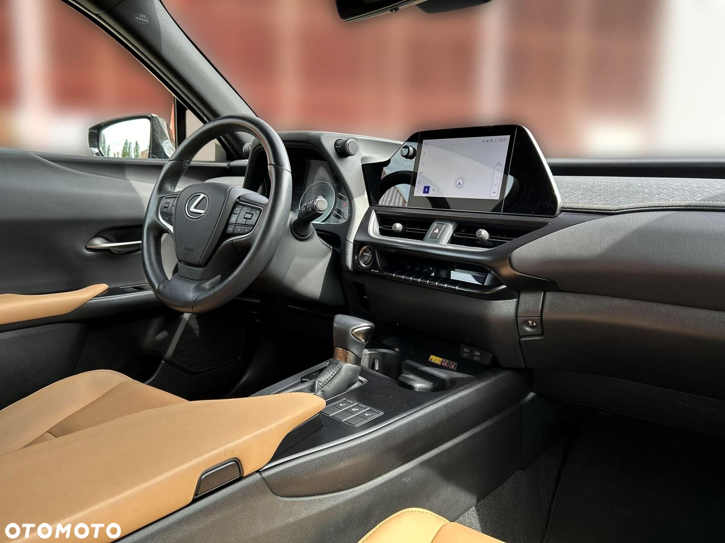 Lexus UX - 12