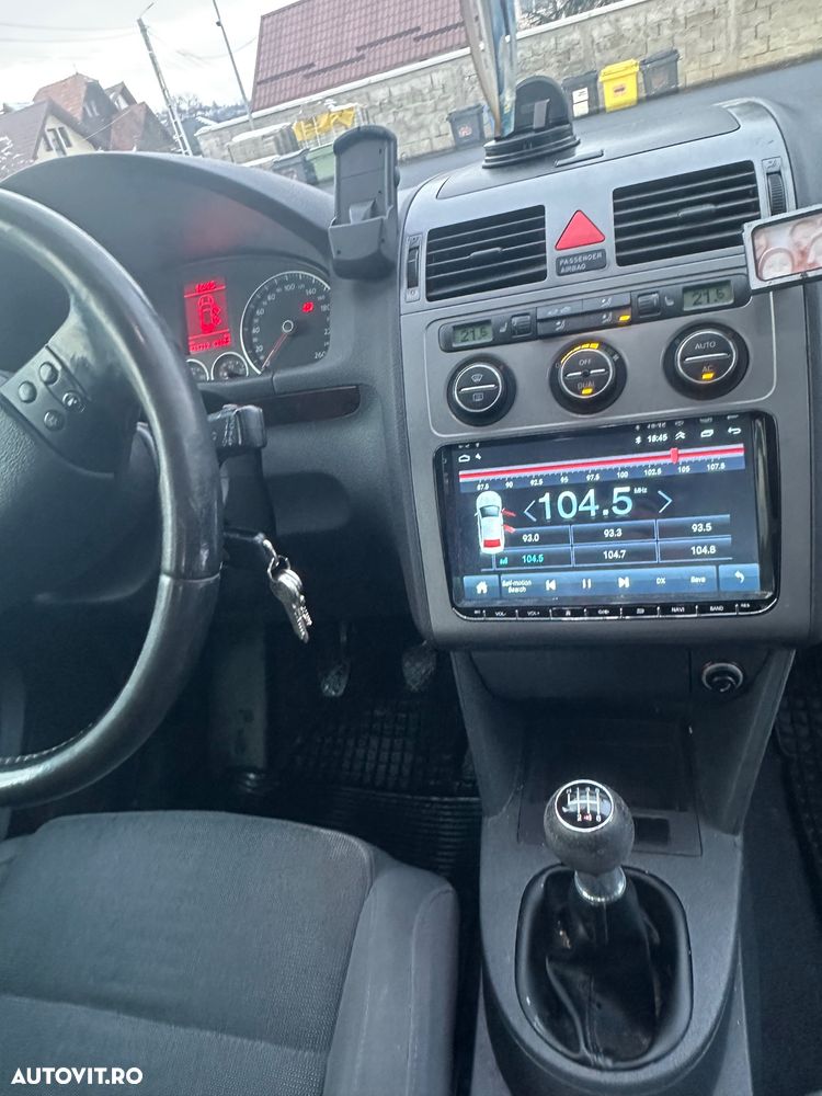 Volkswagen Touran 2.0 TDI Trendline - 7