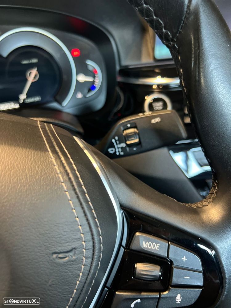 BMW 520 d Auto - 23