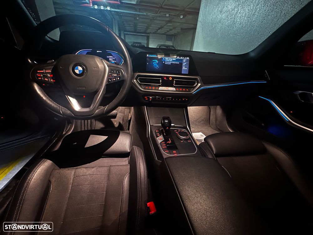 BMW 330 e Touring Line Sport Auto - 4