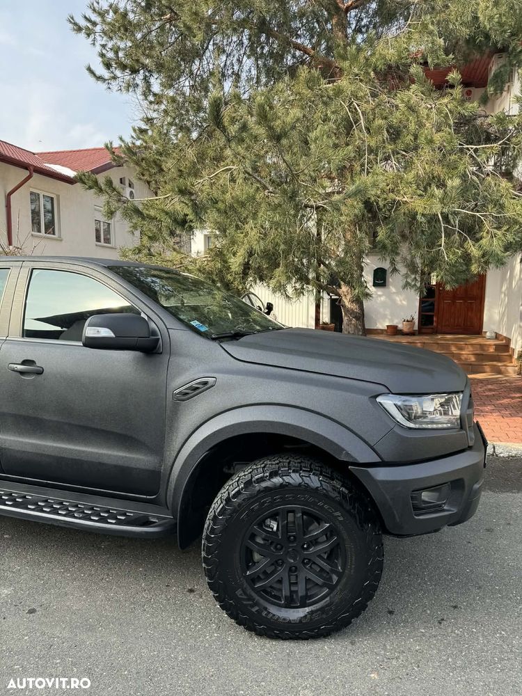 Ford Raptor - 19