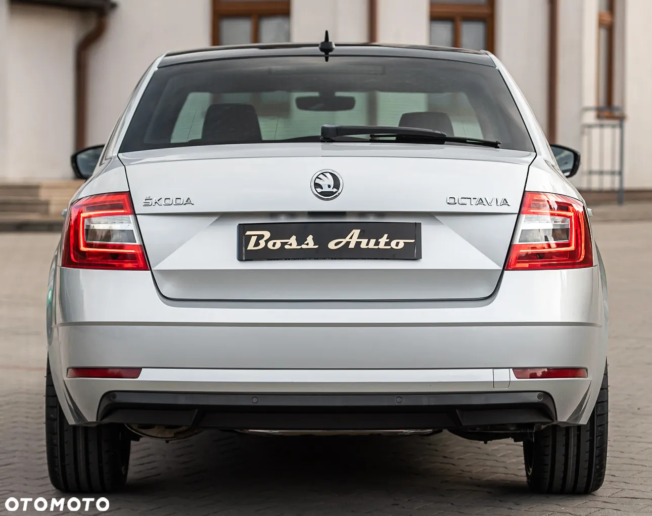 Skoda Octavia 2.0 TDI (Green tec) DSG Joy - 11