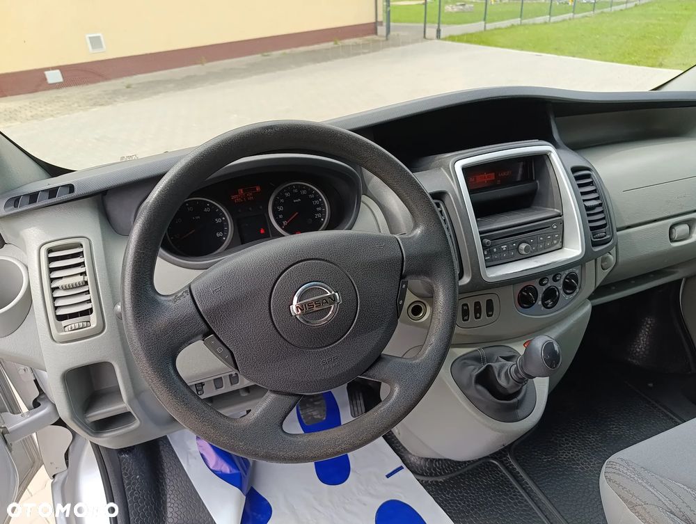 Renault Trafic - 16