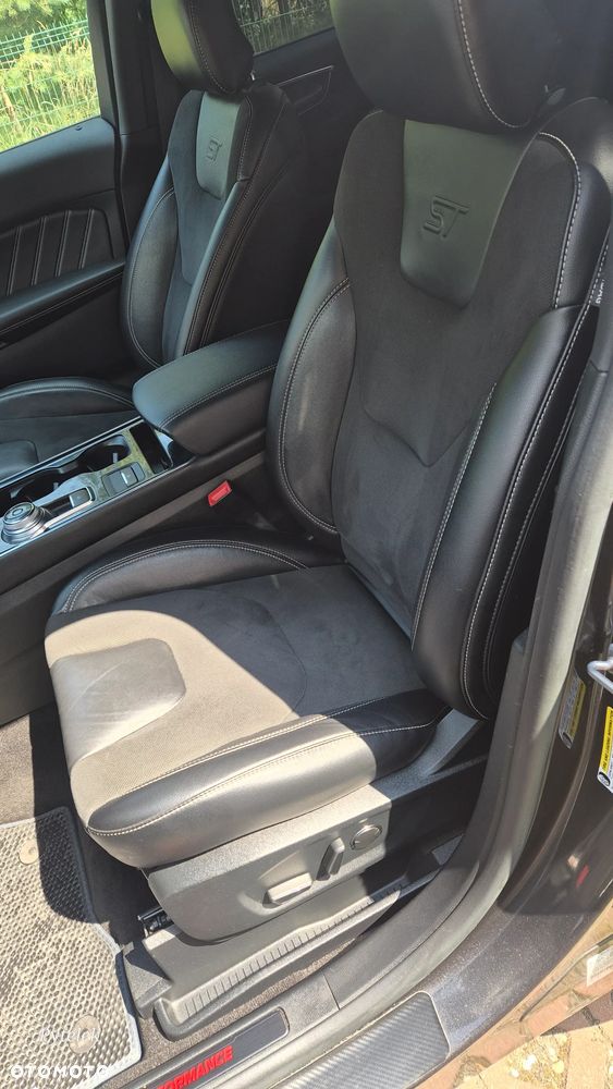 Ford Edge - 11