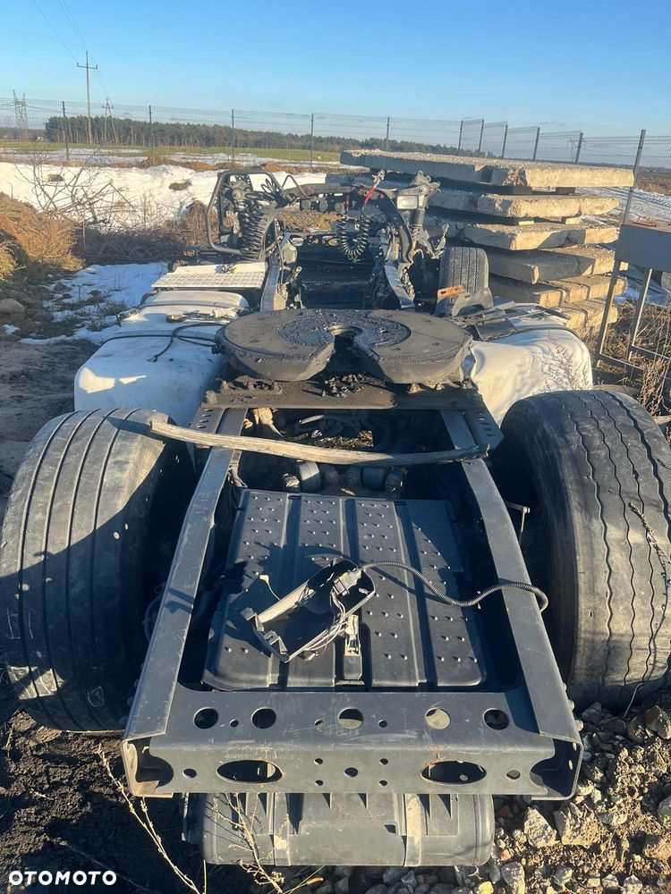 Rama na wózek dolly, do naczepy, przyczepy  kolumna kierownicza most , zbiornik paliwa zaciski hamulcowe, piasta, koła actros mp 4 zbiornik adblue - 1