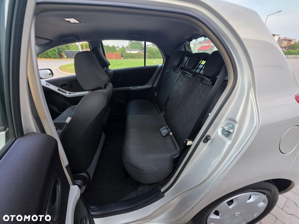 Toyota Yaris 1.0 VVT-i Cool - 17