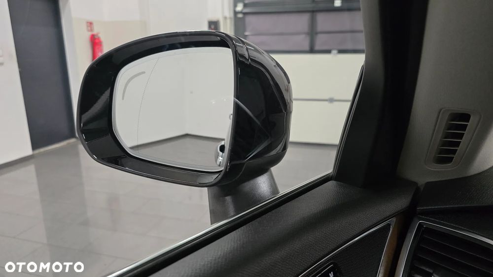 Volvo XC 90 D5 AWD Geartronic Inscription - 31