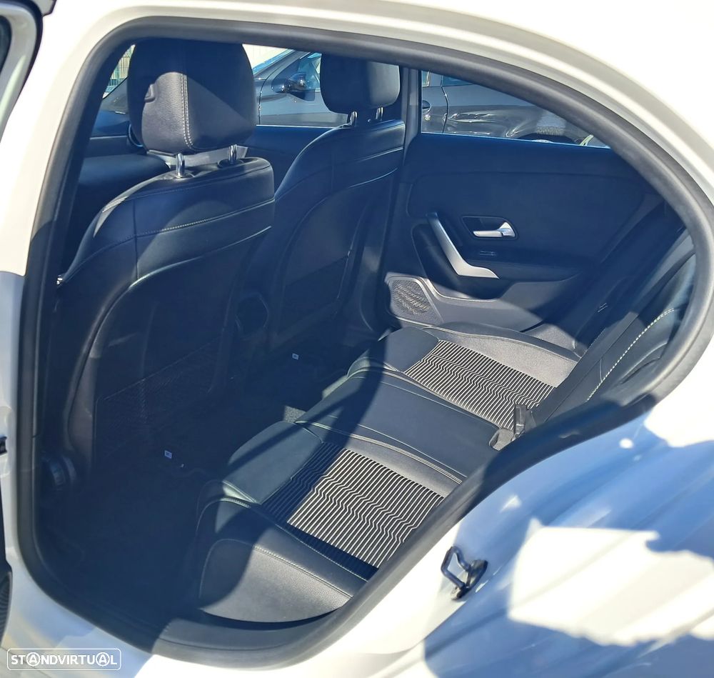 Mercedes-Benz A 250 e Progressive - 14